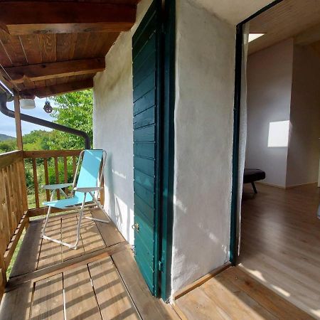 Apartmaji Hedera โคเมน ภายนอก รูปภาพ